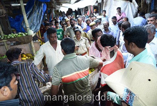 Street vendors 1
